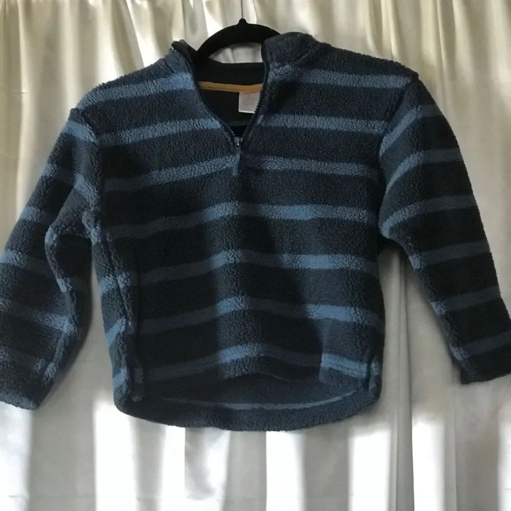 Gymboree Boy’s Blue Striped Fleece sz. 5